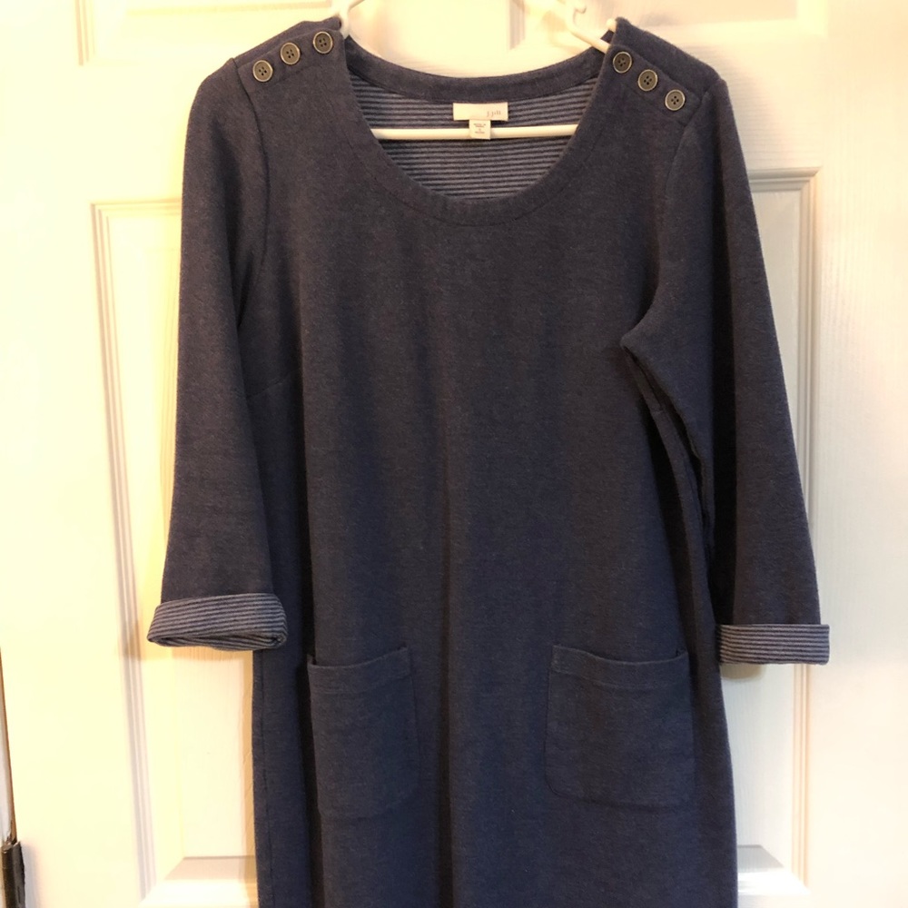 Sweatshirt dress!
